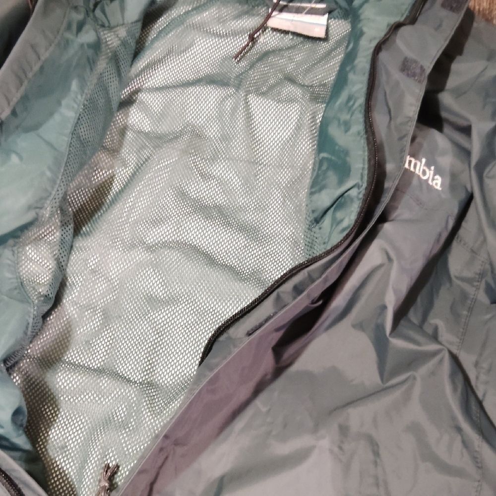Columbia Women's Teal Raincoat (388) - Picture 6 of 7